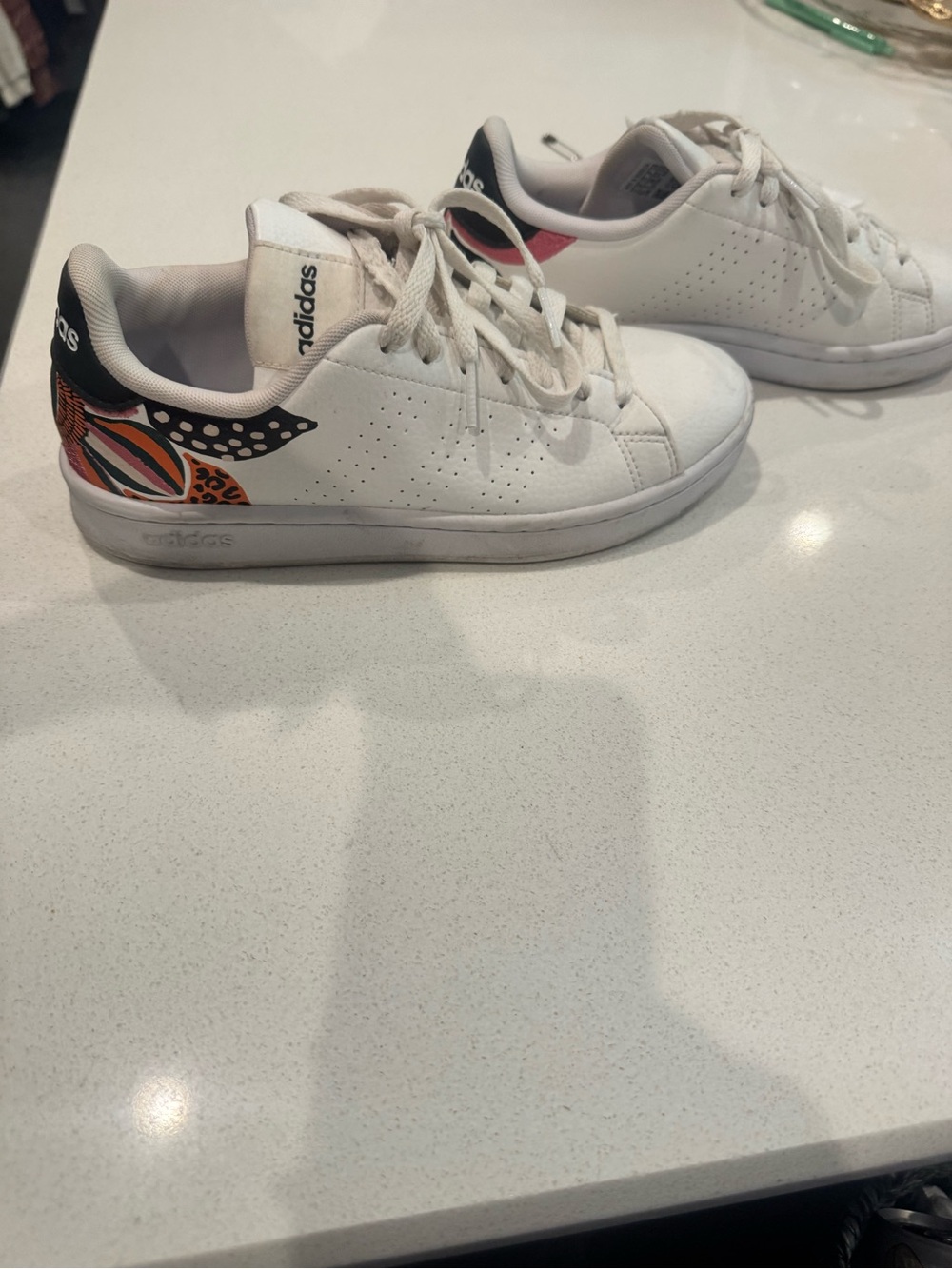 adidas Kids White Sneakers with Black and Orange Heel Detail